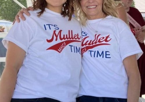 2022-fair-mullet-contest-heather-&-janice
